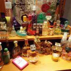 Perfumy z lat 90 - kultowe i damskie perfumy