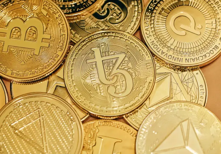Kryptowaluty a bankowość przyszłości: Czy banki centralne zaczną wydawać własne cyfrowe waluty?