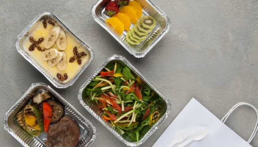 Czy catering dietetyczny w Toruniu sprawdzi się u chorujących na Hashimoto?